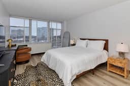 City Views Parks & Comfort 1BR | Near McCormick