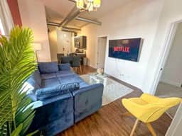 South Loop 3BR Smoke Ok Suite | Near McCormick