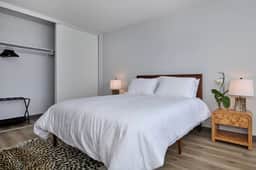 1BR Urban Retreat *Skyline Views