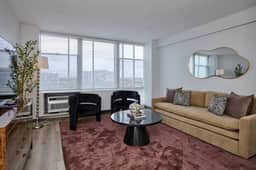 1BR Urban Retreat *Skyline Views