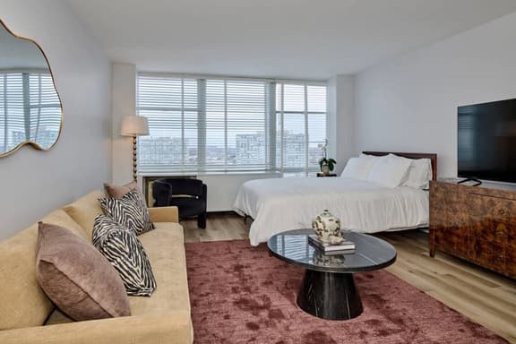 Studio Near McCormick & Downtown | Work Ready