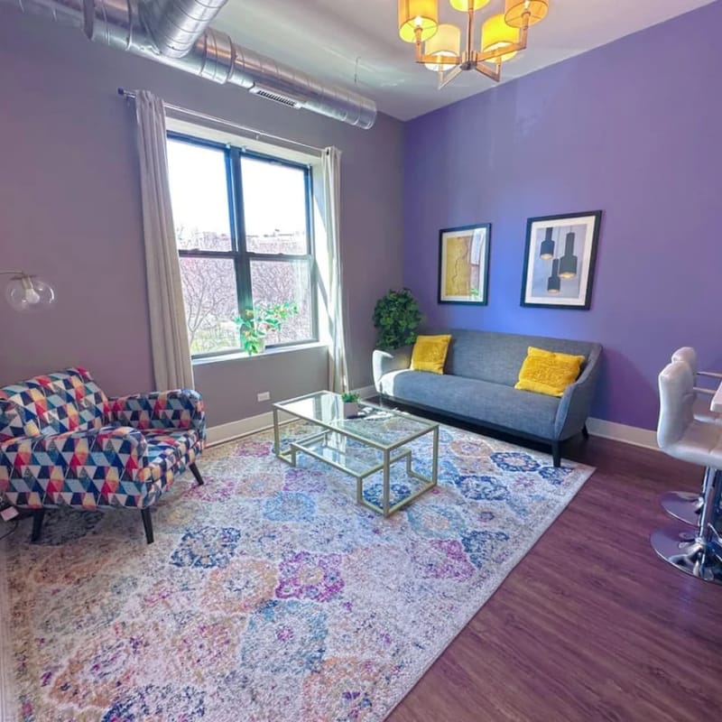 Spacious 3BR Smoke Ok | McCormick UIC Campus